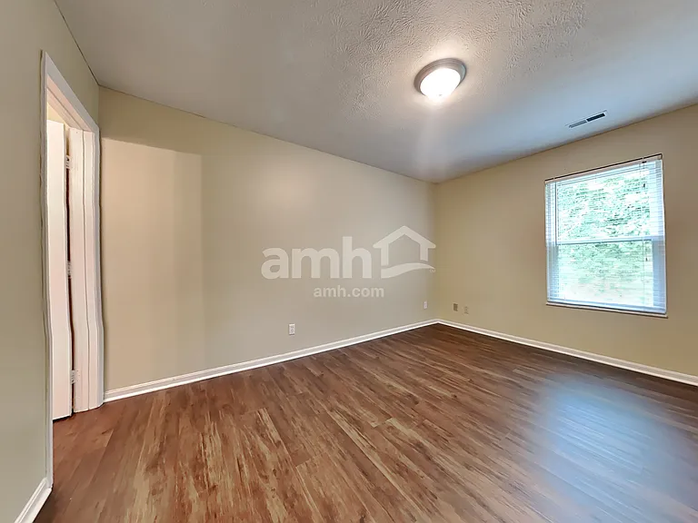 2515 Bridgewood Dr — Photo 10