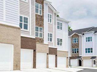 2003 NW Ocean Dr, Atlanta, GA 30318