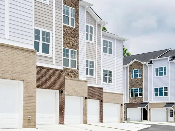 2003 NW Ocean Dr, Atlanta, GA 30318