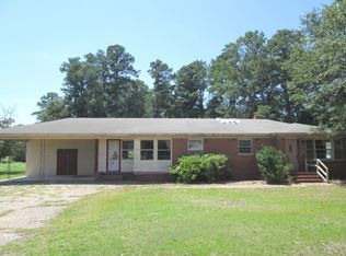 870 Bladen Cir, Fayetteville, NC 28312