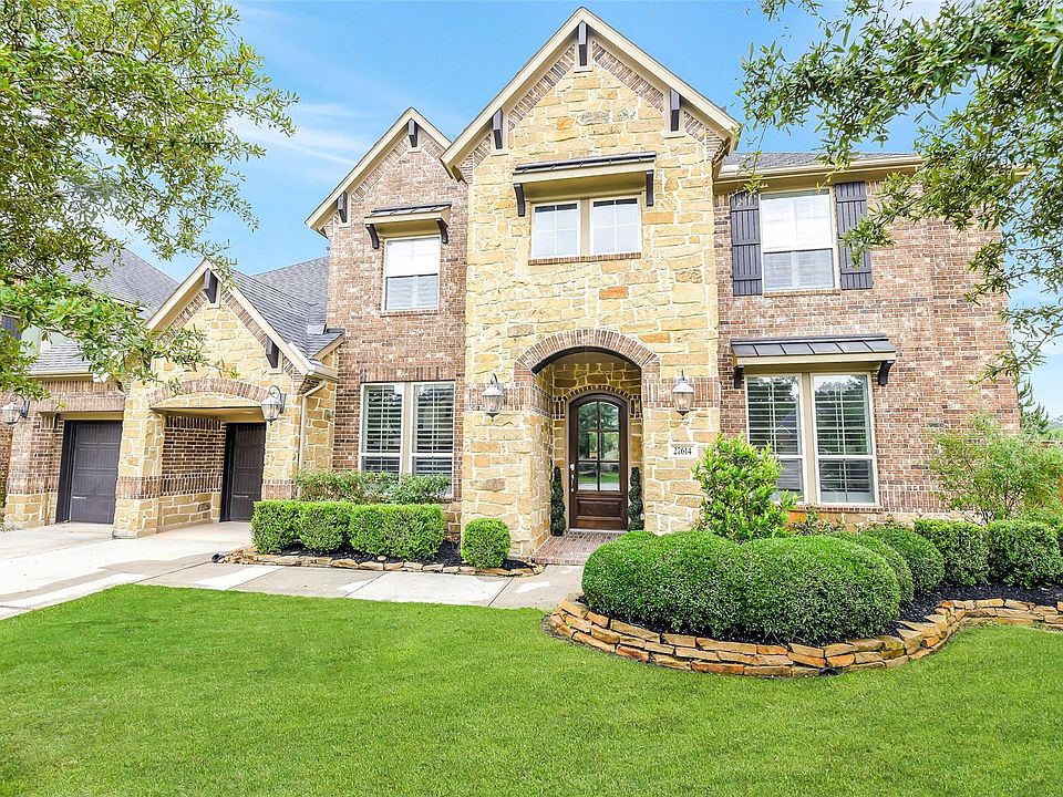 1st image of 27614 Long Cliff Ln