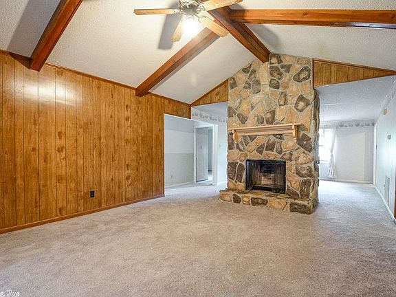 5th image of 12400 Coleen Dr