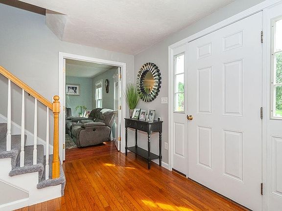 4th image of 4 Diana Cir
