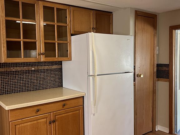 5th image of 8422 SE Skylark Ave