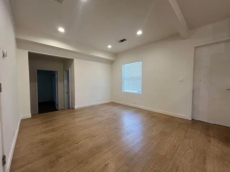 8007 Hill Dr #8009 — Photo 11
