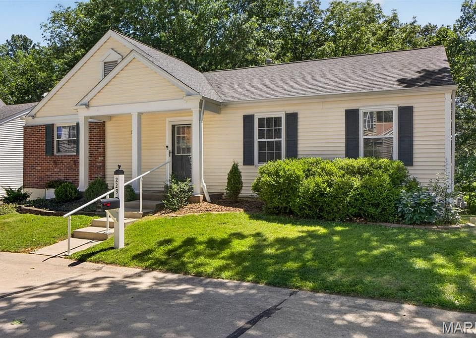 1st image of 229 Coachman Way