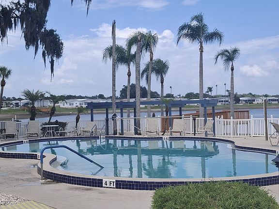 5th image of 34563 Ballyhoo Dr #892