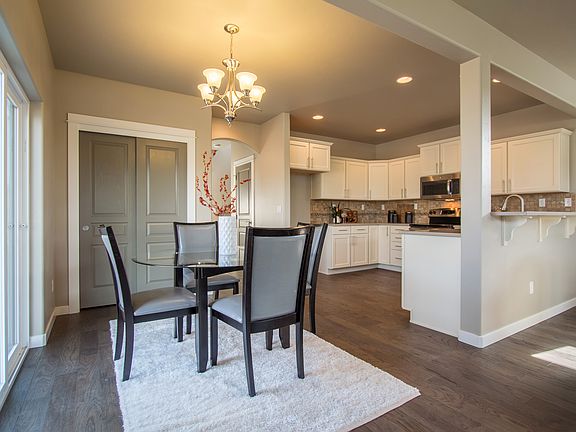 Metolius - Dining Room