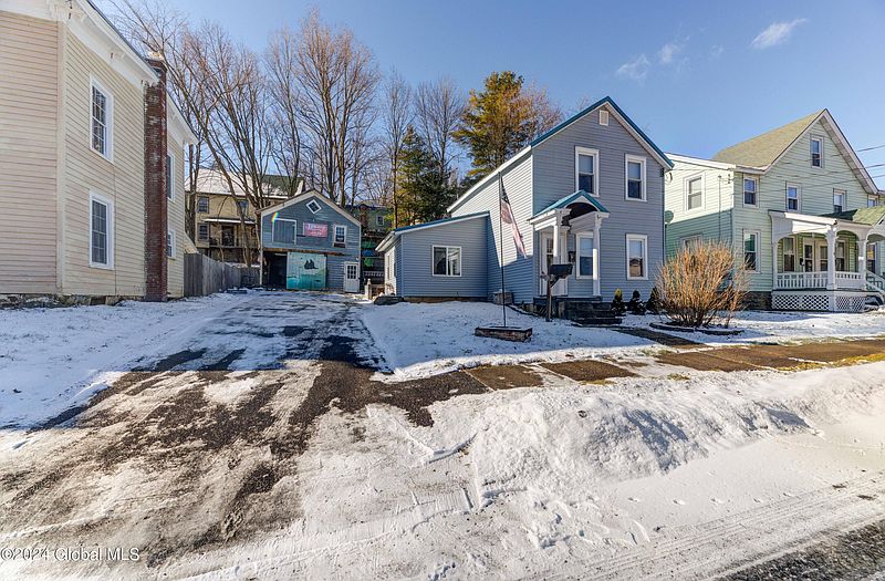 2nd image of 31 West Street
