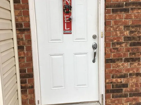 1421 N Nashville Ave, Russellville, AR 72801