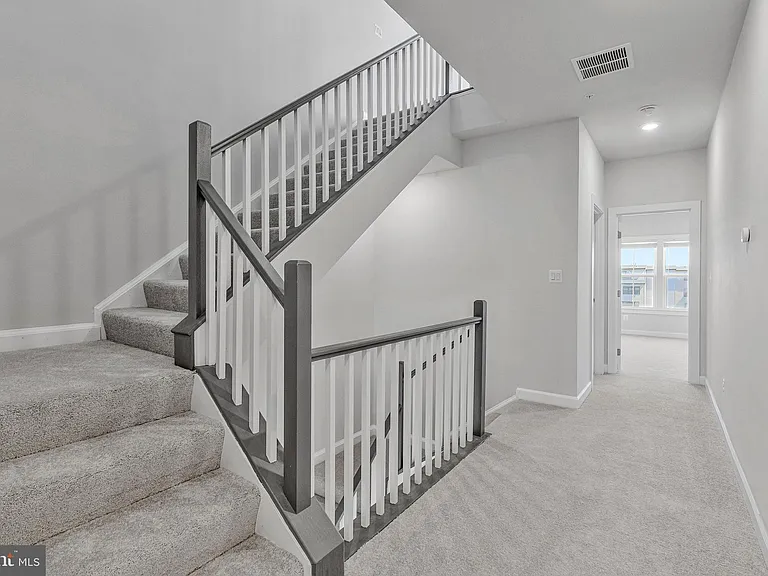 22266 Philanthropic Dr — Photo 48