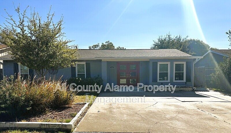 1st image of 3214 Fairmeadows St
