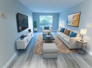 575 Lake St #2, Saint Catharines, ON L2N4J1