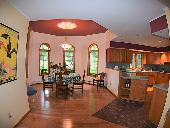 3rd image of 19 Birchwood Park