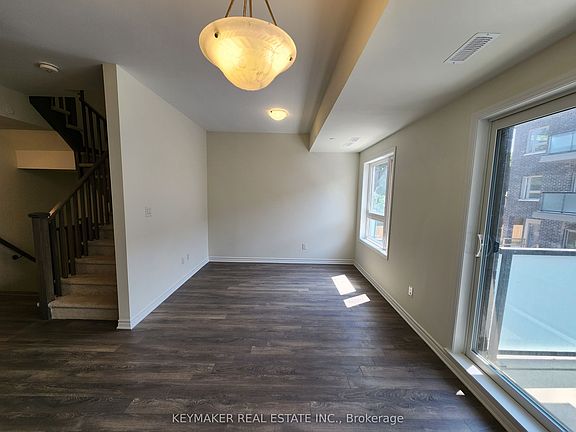 4th image of 2789 Eglinton Ave E #439