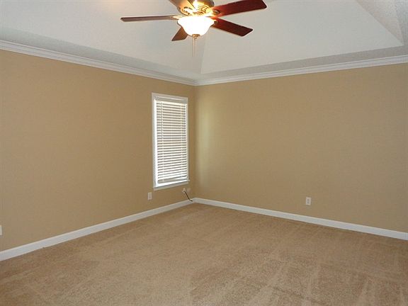 4th image of 8406 Herrick Ln