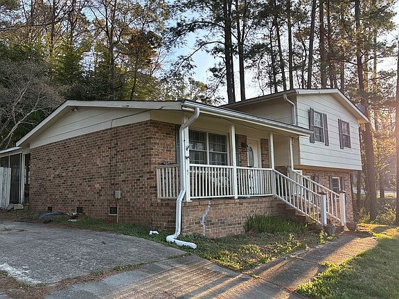 3rd image of 5800 Farm Gate Rd