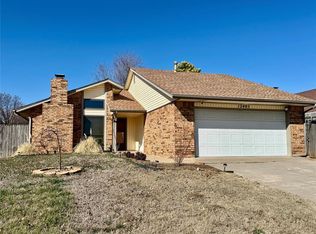 12405 SW 6th St, Yukon, OK 73099