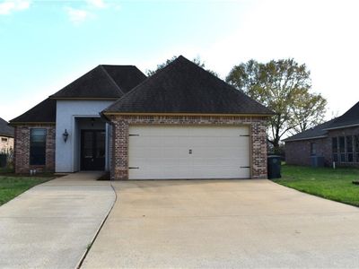 107 Jason Ln, Natchitoches, LA, 71457