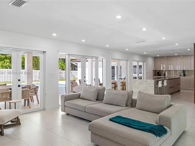 7485 SW 179th St — Photo 22