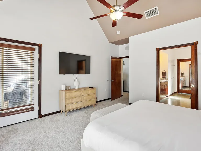 12161 Hill Country Cir — Photo 22