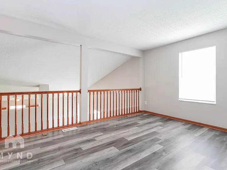 5038 Rolling Rock Ct — Photo 21