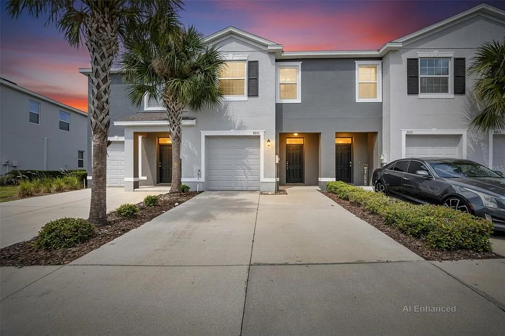 3 bed, 2.5 bath, 1707 sqft, $2,200 — Photo 1