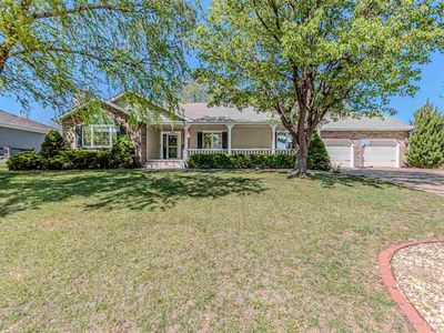 2505 Meadowood Dr, Manhattan, KS, 66502