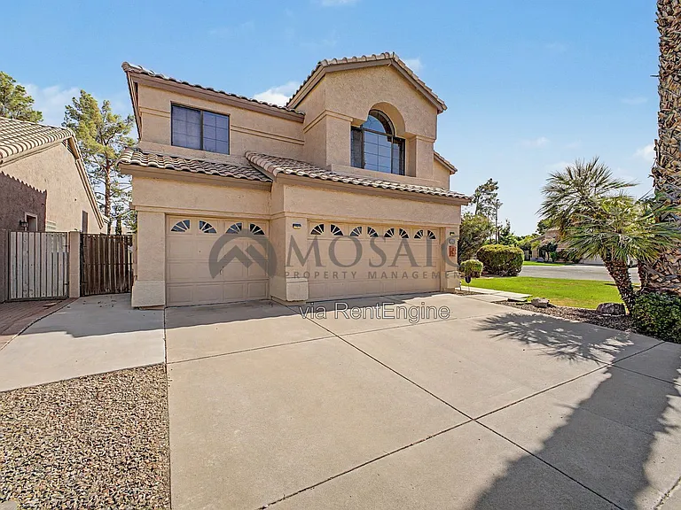 1819 E Cascade Dr — Photo 3