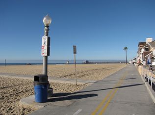 1722 W Oceanfront APT C, Newport Beach, CA 92663