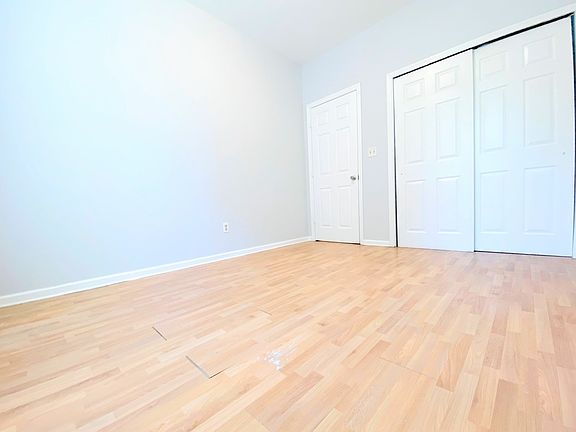 3rd image of 347 Franklin Ave #2B