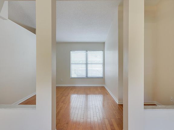 4th image of 2491 Appalachian Dr