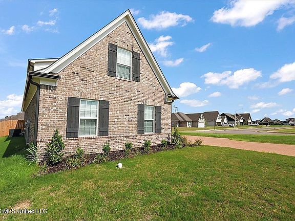 4th image of 8960 Acorn Ln