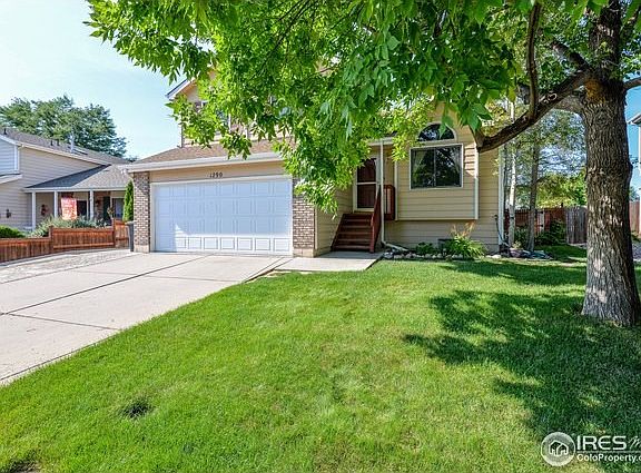 Outstanding curb appeal