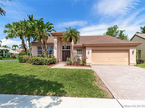 2nd image of 19497 NW 13th St