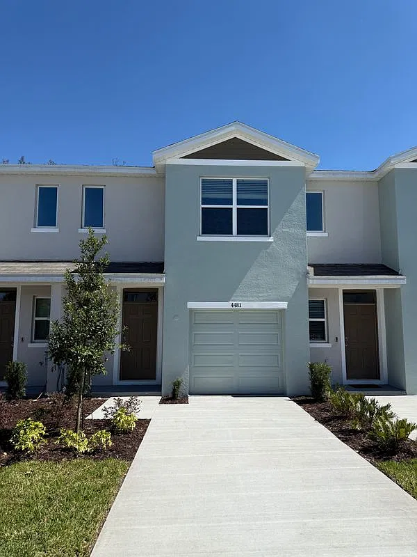 3 bed, 2.5 bath, 1464 sqft, $2,350 — Photo 1