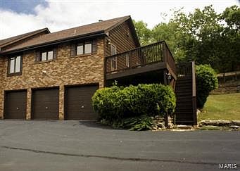 2nd image of 698 Fairfield Valley Rd