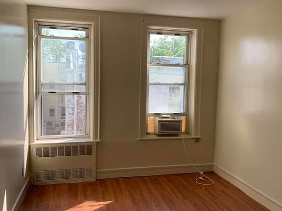 5th image of 1448 Ovington Ave #2R