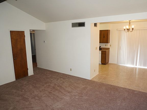 2nd image of 6520 S Lakeshore Dr Unit B