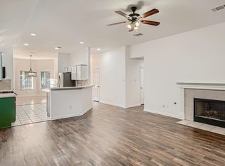 109 Greenside Ln, Georgetown, TX 78633