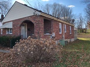 7825 Seward Ave, Cincinnati, OH 45231