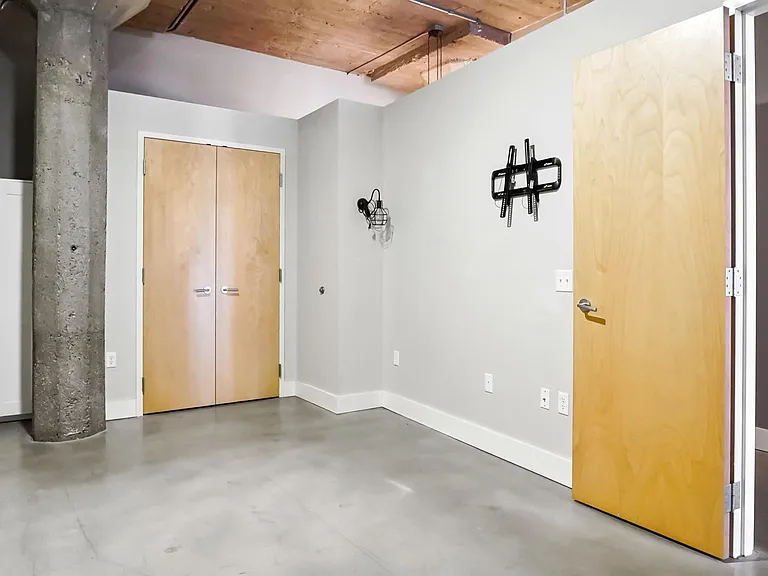 718 Washington Ave N #514 — Photo 12