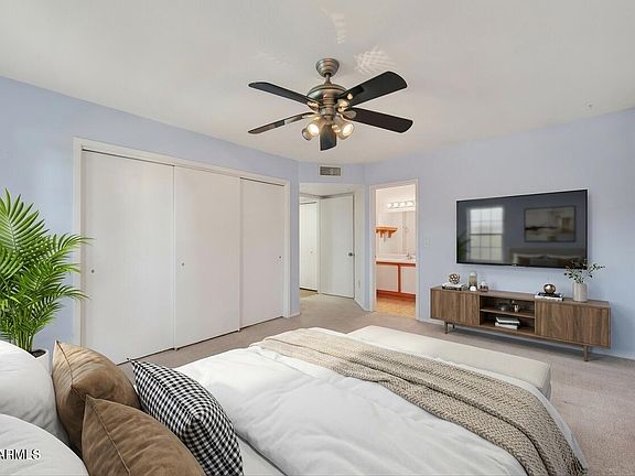 4th image of 1446 E GROVERS Avenue #4