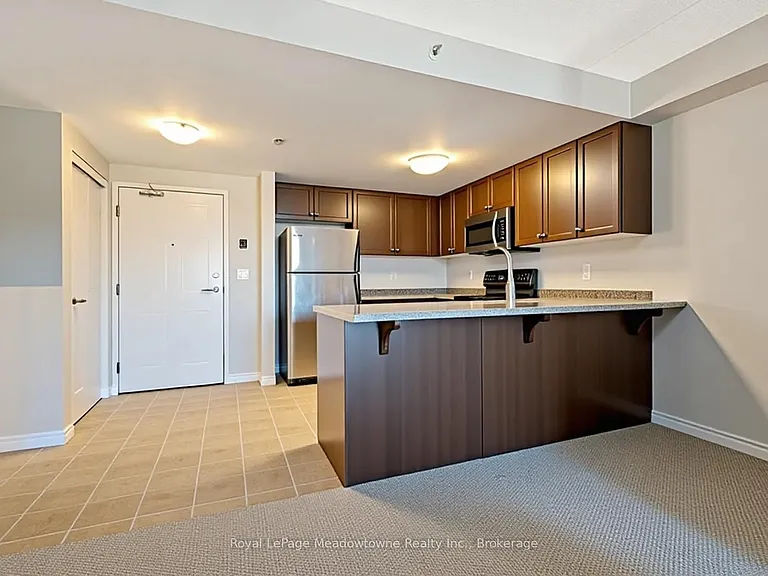 43 Goodwin Dr #307 — Photo 5