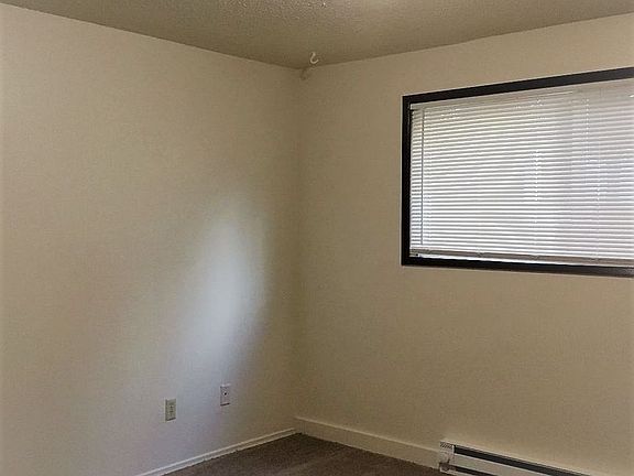 5th image of 911 SE 187th Ave #206
