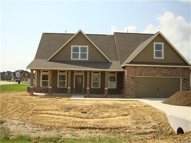 2nd image of 14030 Hawthorne Cir