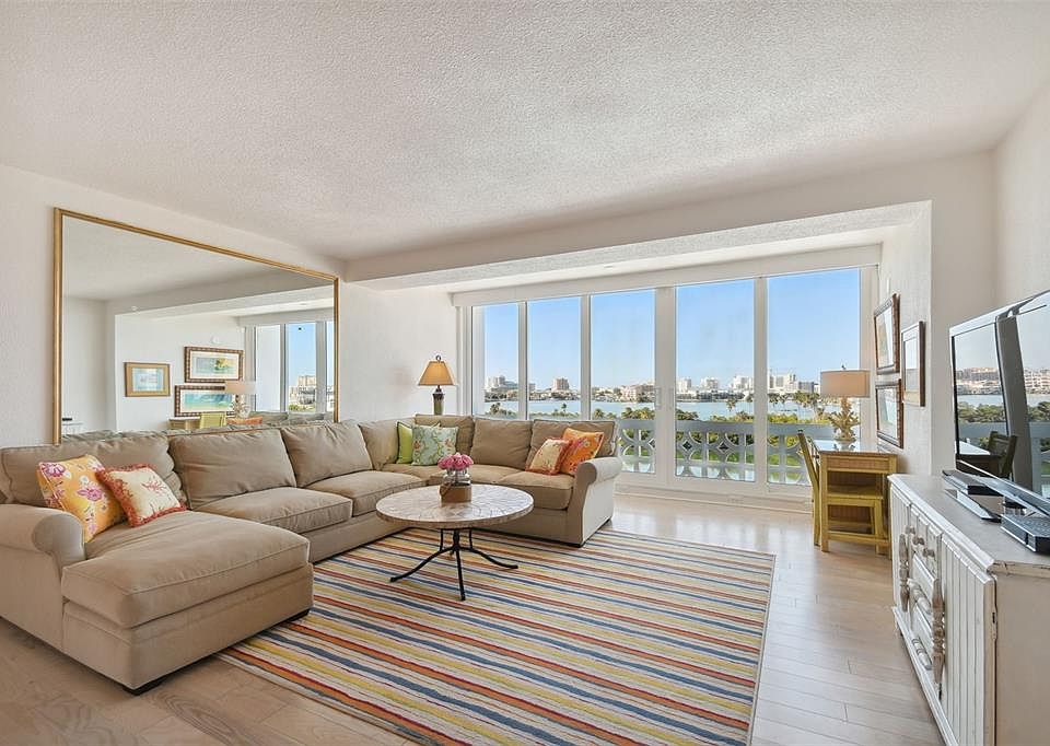 1st image of 31 Island Way APT 509