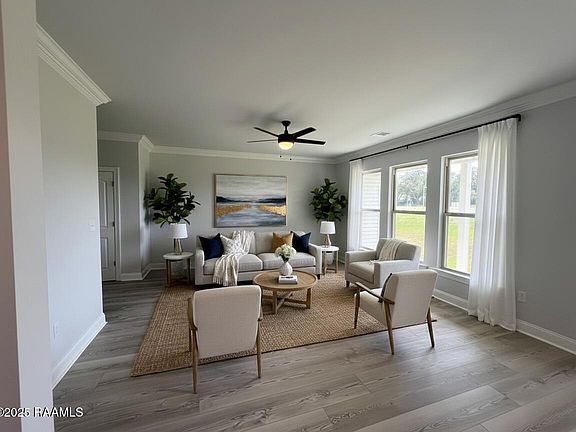 2nd image of 105 Nandina Dr
