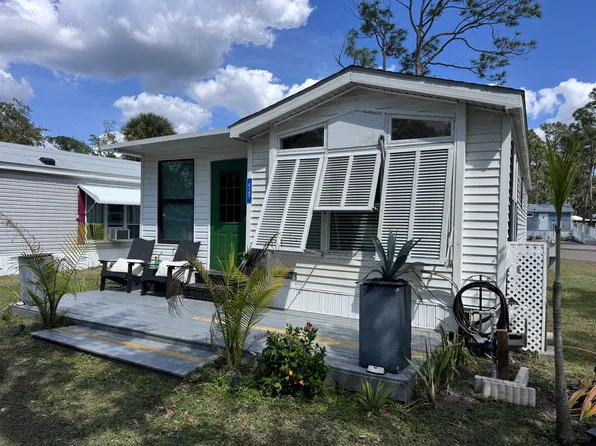 1300 N River Rd, Venice, FL