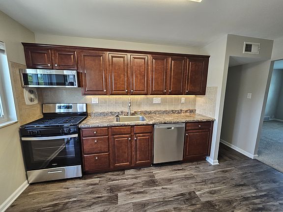 Updated kitchen - new stainless steal appliances!
